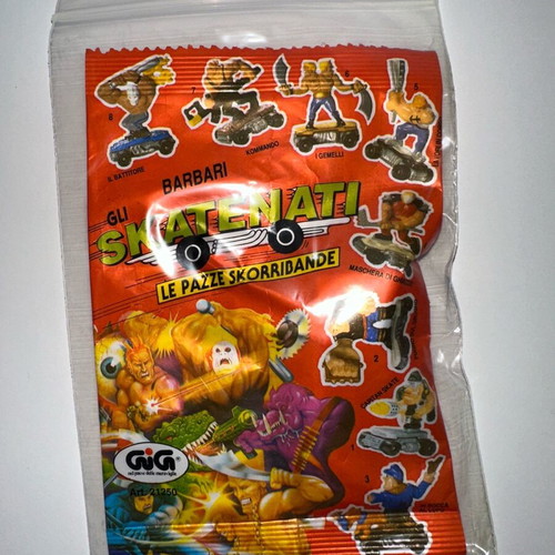 Sketistes red sealed pack new, figure 1990