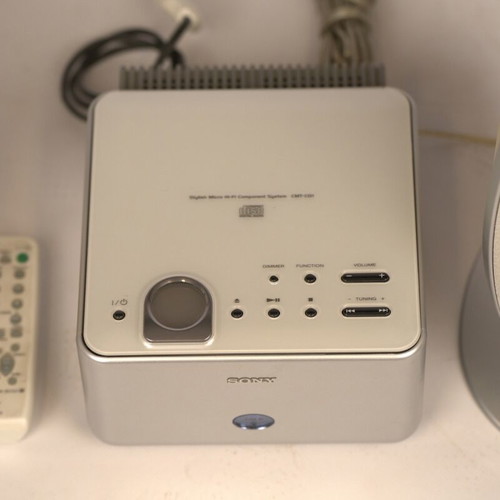 Sony CMT‑01 Hi‑Fi Stereo System used with 2 speakers and controller