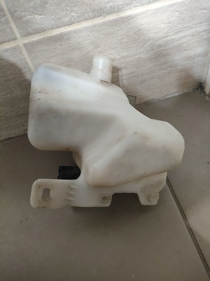 Fiat Seicento windshield washer reservoir with motor used 2001-2006