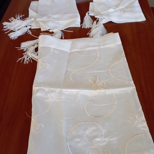 Embroidered table linen set like new, satin fabric yellow
