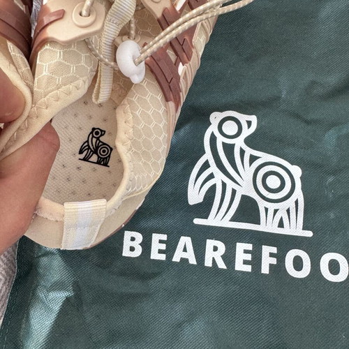 Bearefoot women's athletic shoes new, beige desert camo, size 38.5-39