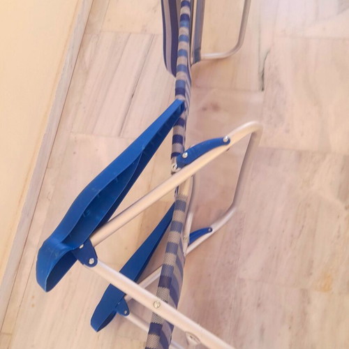 Folding Beach Chair used with Cushion and Handles