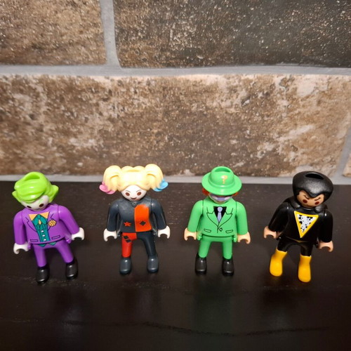 DC Villains Playmobil Kinder Surprise καινούργιο, σετ 4 φιγούρες