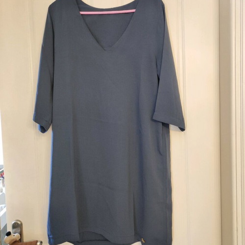 Cento Fashion dress blue like new, lightweight fabric