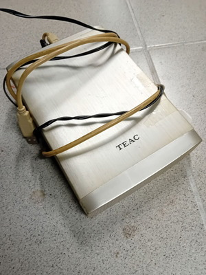 Εξωτερικός δίσκος USB TEAC 232G σαν καινούργιο