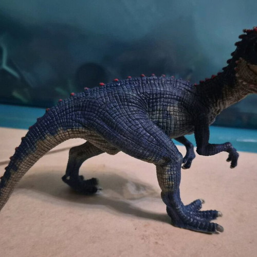Dilophosaurus figure Schleich like new