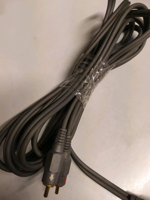 Cable 3 meters length like new