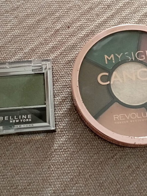 Σετ καλλυντικών με σκιά Maybelline και παλέτα Revolution