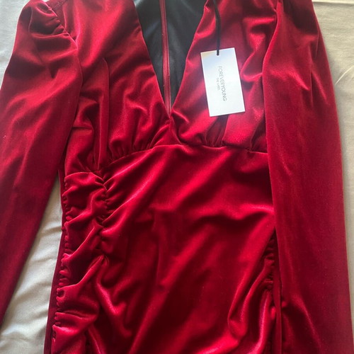 Forever Young red velvet dress new, small