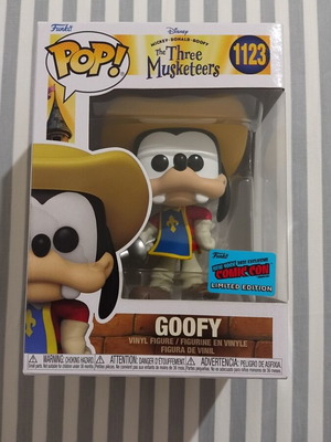 Funko Pop Goofy 1123 Comic Con limited edition vinyl figure used, damaged box