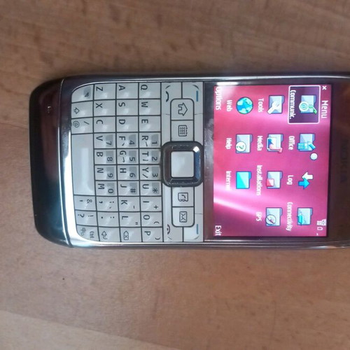 Nokia E71 used, charging issue, white