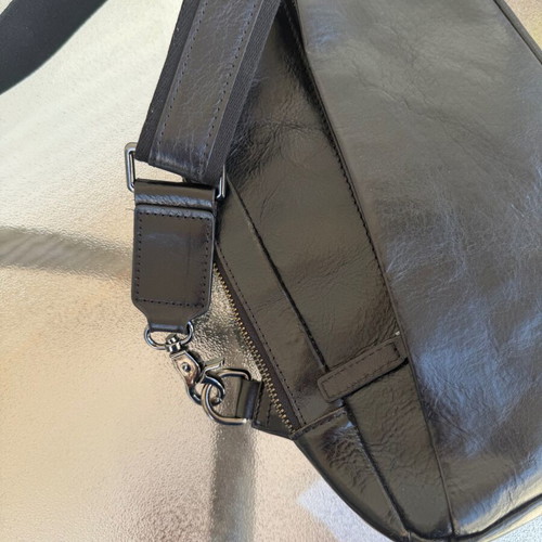Giglio Florentino Italian leather crossbody bag