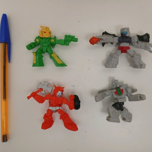 Transformers Robots in Disguise Tiny Titans Series mini figures used, Autobot VS Decepticon set