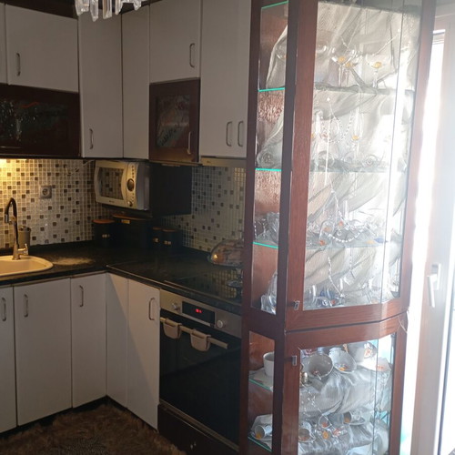Kitchen cabinet with crystal display cabinet, vangelite doors