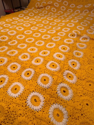 Handmade crochet blanket like new, yellow with flowers