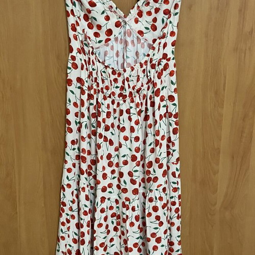 Dress with cherries new, one size, beige and red
