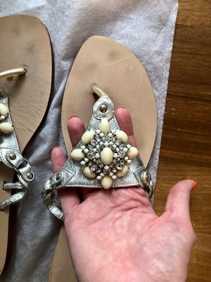 Beverly Feldman leather sandals with jewel used, size 38.5-39, silver