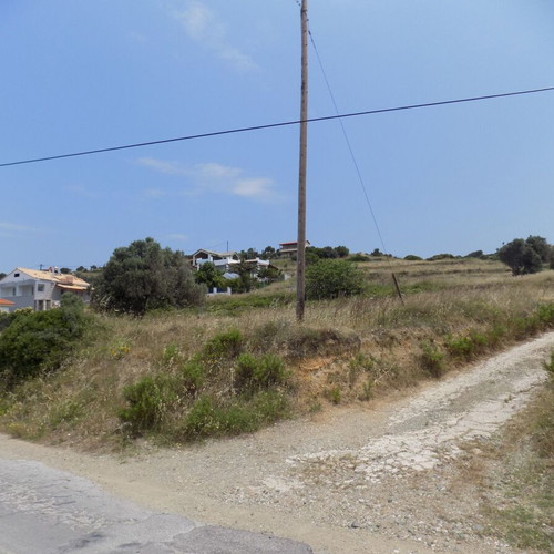 Land plot corner buildable 661 m² in Nea Styra