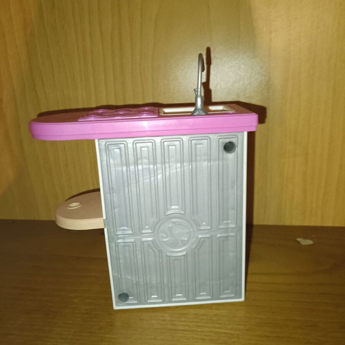 Barbie sink like new