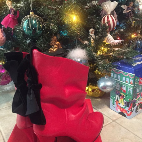 Red ankle boots new with black bow, size 39