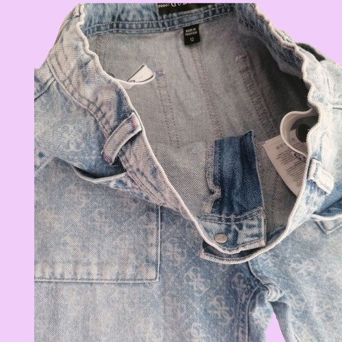 Guess girls' jeans like new with logo and street style design, age 12