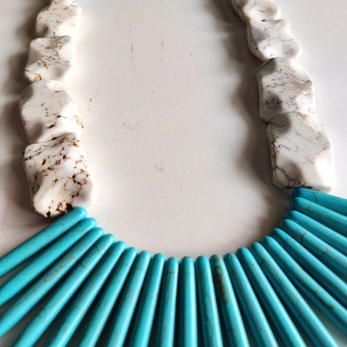 Ethnic summer handmade necklace new, howlite, length about 53cm