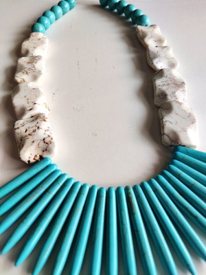 Ethnic summer handmade necklace new, howlite, length about 53cm