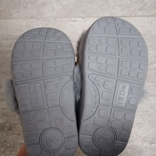 Lee Cooper children's slippers new, grey winter house shoes