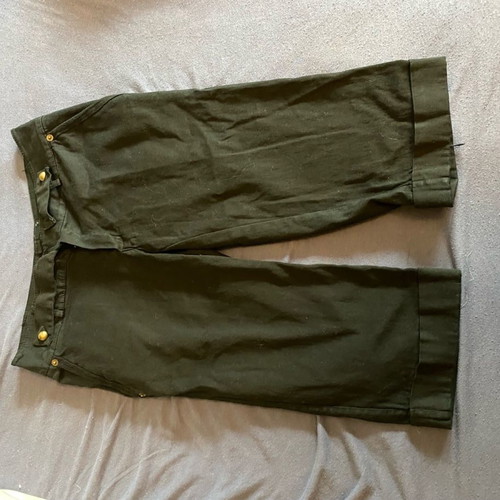 Women's Bermuda shorts size small
