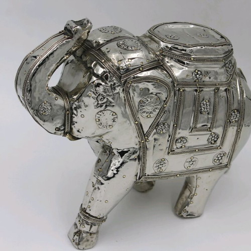 Elephant figure handmade used 25x21cm