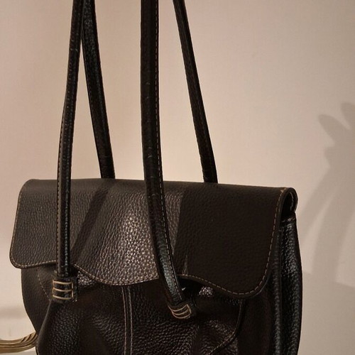 Women's black handbag like new