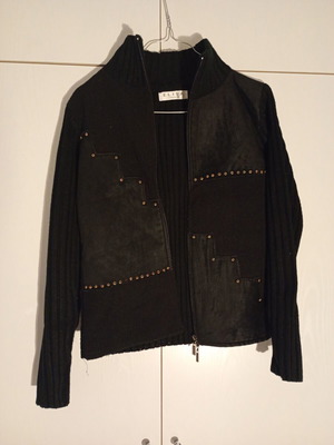 Medium black jacket like new