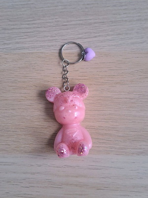 Handmade pink resin bear keychain new with heart charm