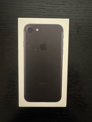 iPhone 7 32GB new, black, with charger and headphones