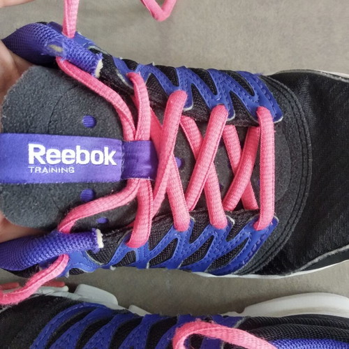 Reebok athletic shoes used, size 36, black and pink