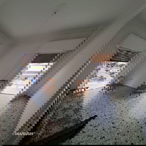 Διαμέρισμα γωνιακός 1ος όροφος 60 τμ στην Πετρούπολη με θέα και βεράντα