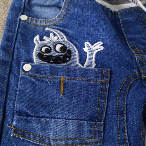 Winter jeans for 4 years with elastic waist, like new