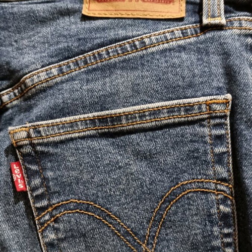 Levi's Ribcage Straight Jean size M 38 10 blue like new