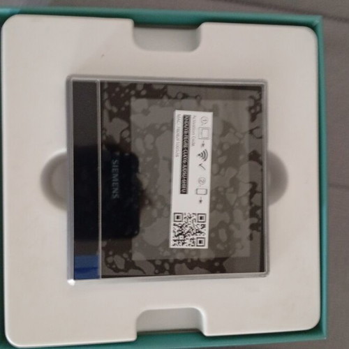 Siemens Smart Thermostat RDS110.R