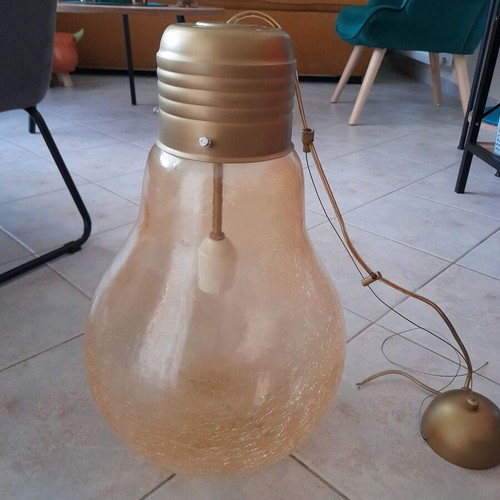 Ceiling light globe with beige crackle glass