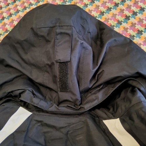 Columbia kids jacket with hood for boys 14-16 years like new, black