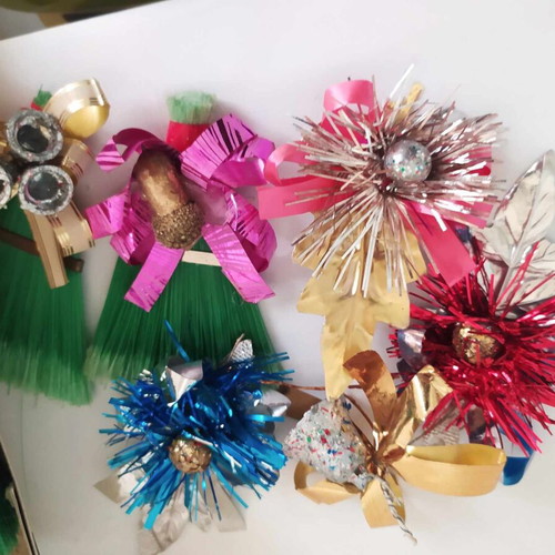 Christmas ornaments like new, pack of 35 Greek decorations