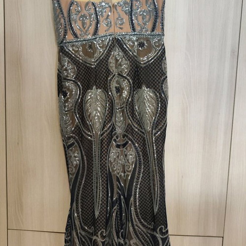 Efi Fashion Company tailored dress like new, mermaid style with sequins