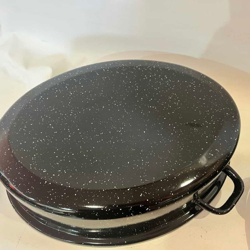 Oval enamel roasting pan with lid 17x39x29 used