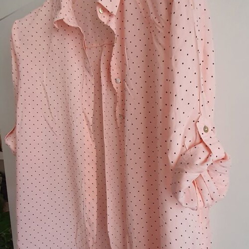 Pink polka dot shirt new, size S