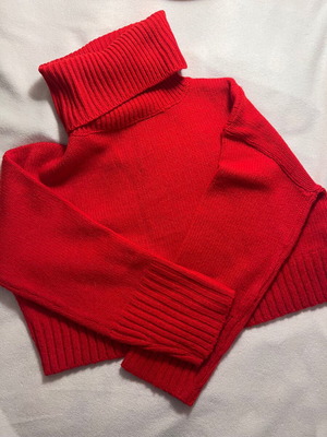 Brave Soul knitted jumper with turtleneck, size M, like new, red