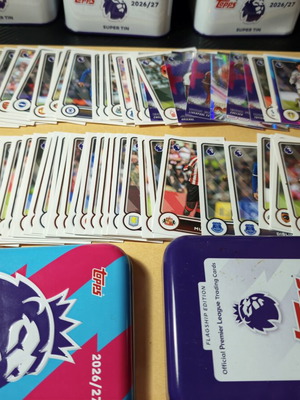 Σετ καρτών Topps Premier League 2026/27 με κουτί συλλεκτών