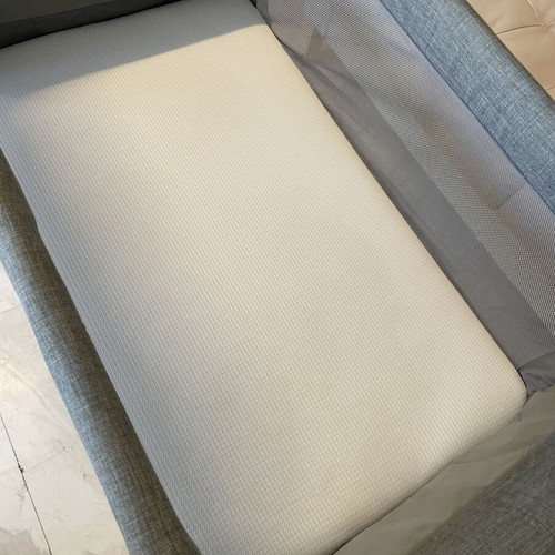 Joie baby cot like new with mattress