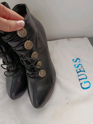 Guess leather ankle boots black like new size 38
