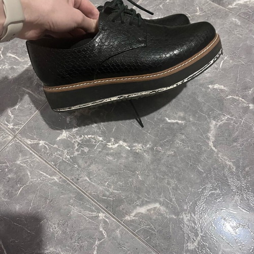 Oxford shoes Exe black croco pattern like new size 39